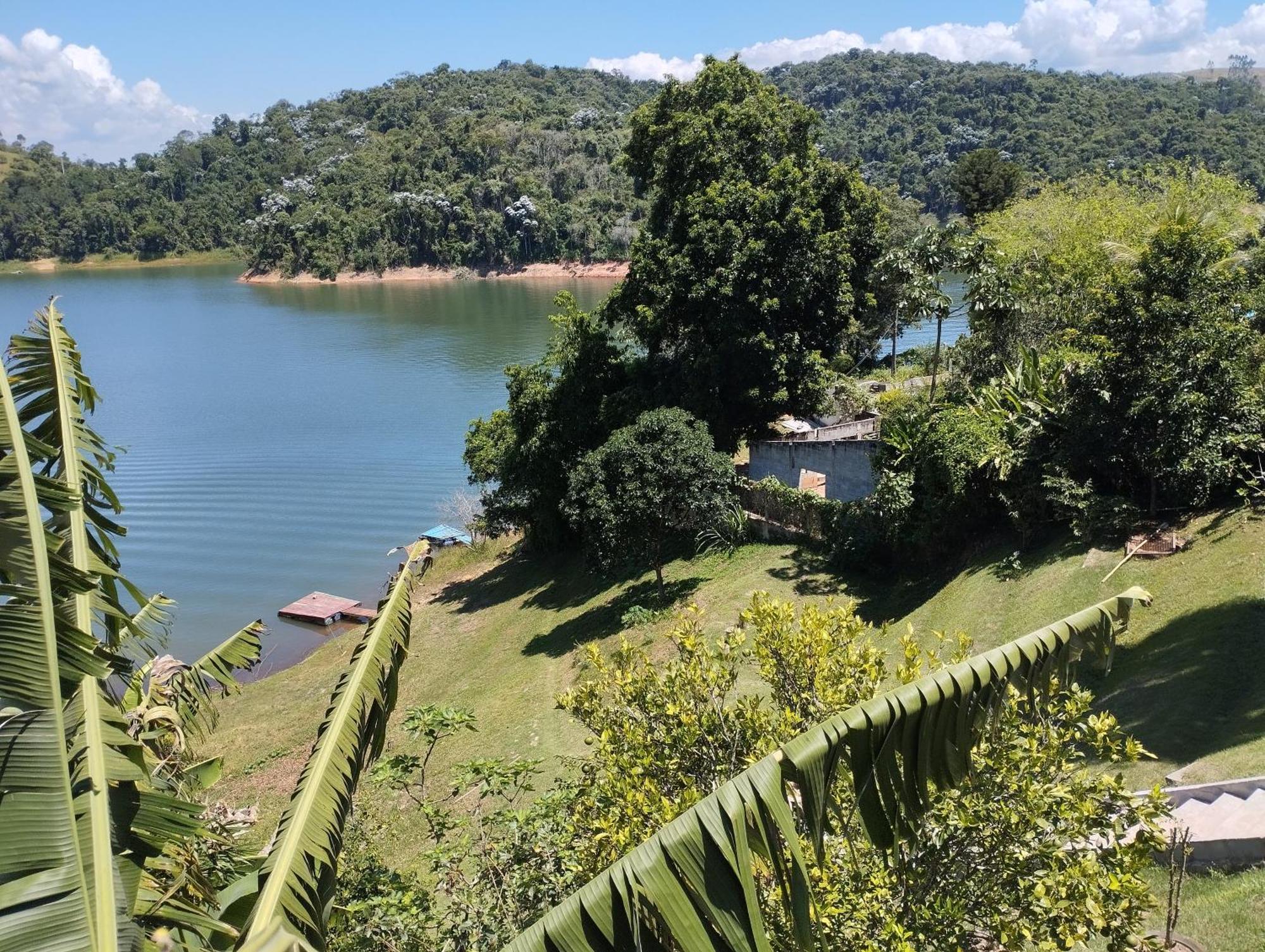 Chacara Pe Na Agua Сasa de vacaciones Igaratá